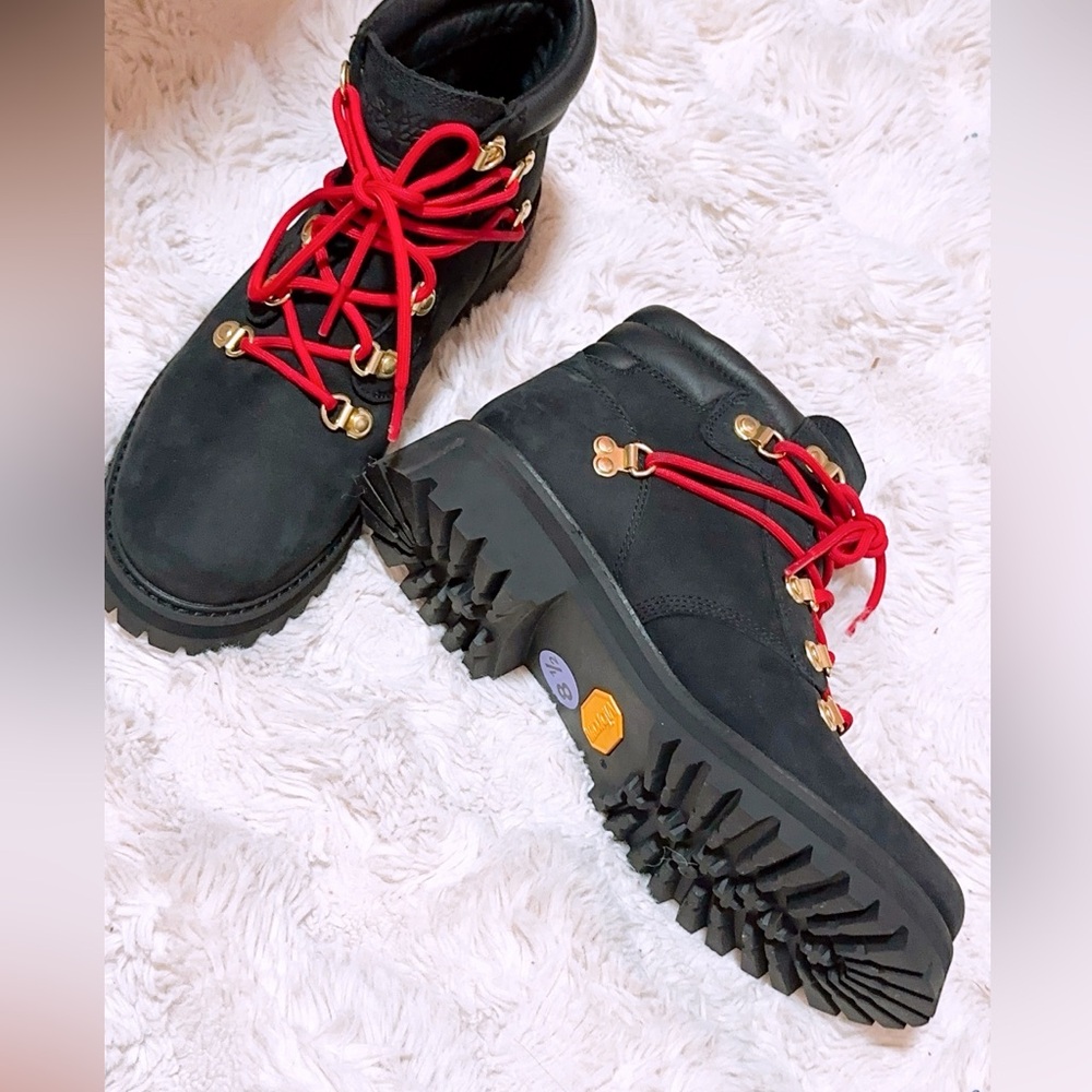 TIMBERLAND WOMEN'S HERITAGE WATERPROOF BOOT WHEAT NUBUCK W GOLD A5RS8